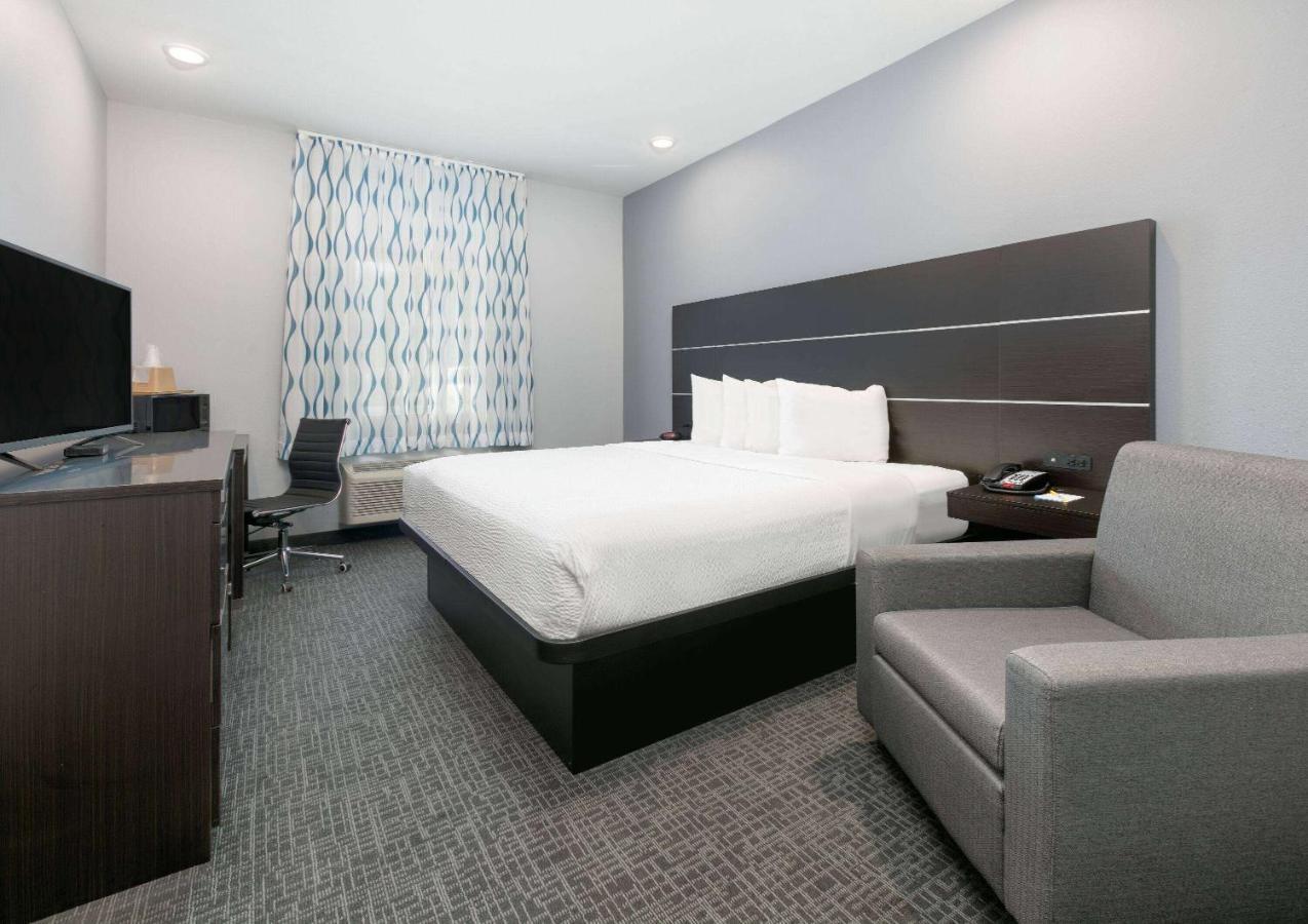 Days Inn By Wyndham Zachary La Exterior foto